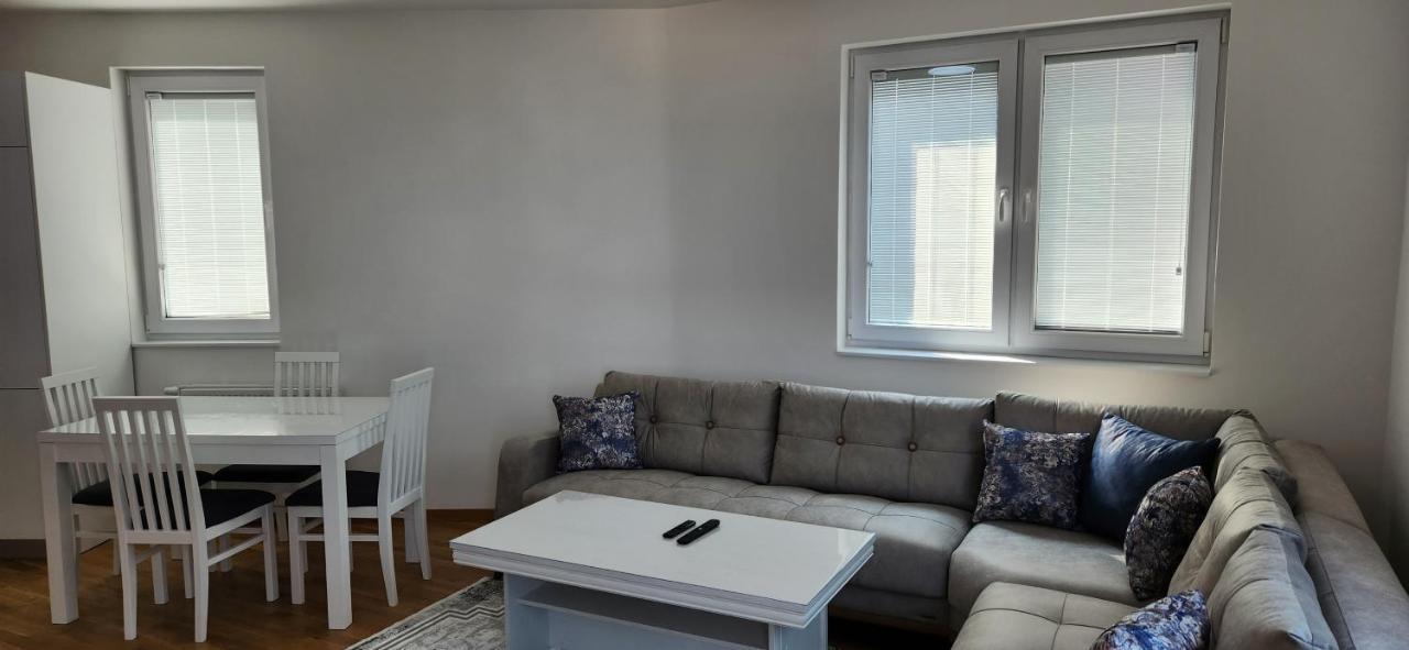 Brand New Two Bedroom And One Living Room Apartment In A Great Location! Сараево Экстерьер фото